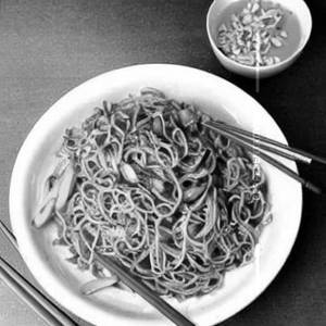 Hakka Noodles (Pork)