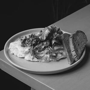 Mushroom & Cheese Omelette