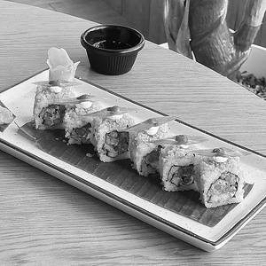 Crispy Asparagus Tempura Uramaki