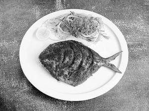 Whole Pomfret