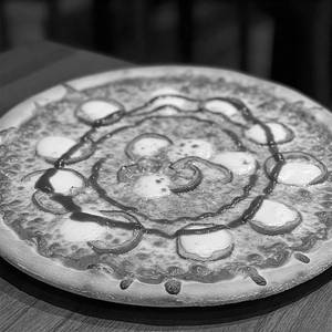 Schezwan Capsicum Pizza