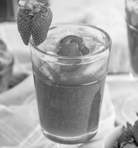 Strawberry Iced Tea
