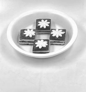 Mango Green Chocolate [4 pc]