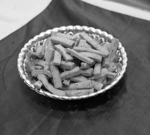 Saloni (250Gm)