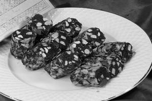 Dry Fruits Nut Khat Roll