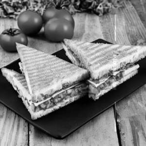 Tomato Omelette Sandwich