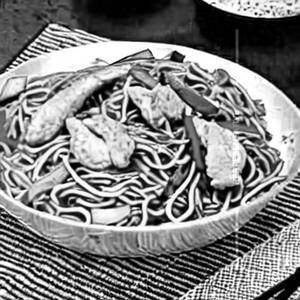 Chicken Hong Kong Noodles