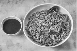 Schezwan noodles    [chicken]