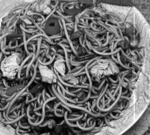 Schezwan Chicken Noodles