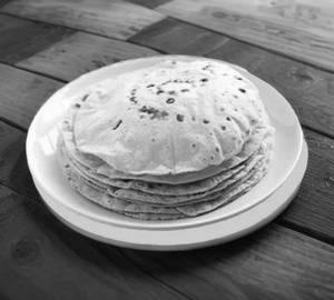 1 Nos. Wheat Tawa Roti (Plain)