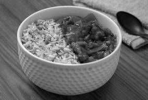 Hotpot Rice With Chilli Paneer Gravy