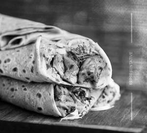 Tandoori chicken wrap
