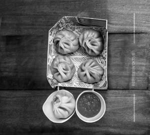 Veg schzwan momos