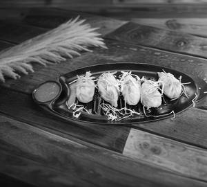 Paneer Steam Momos (8 Pcs)