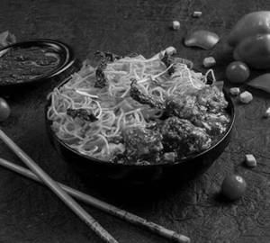Chilly Basil Noodles & Black pepper chicken