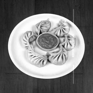 Veg mix momos