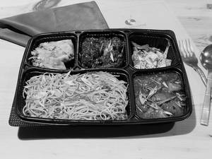 Veg Chinese Platter With Noodles