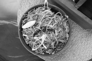 Chilli garlic noodles