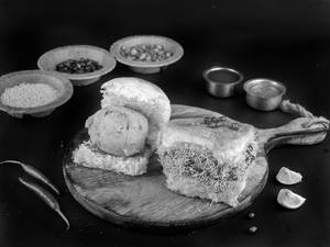 Mr Vada Pav & Mrs Dabeli