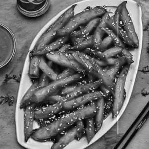 Honey chilli potato