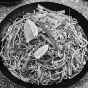 Mixed Pad Thai