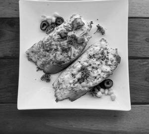 Chilli Cheese Garlic toast  2 pieces