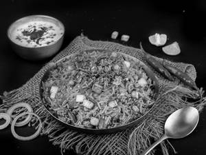 Tawa Paneer Butter Pulao With Raita