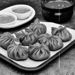 Chicken Singaporean Momos