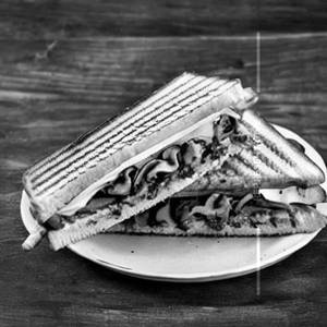 Mushroom sandwich grilled