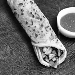 Crispy Mixed Veg Cheese Roll