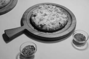 Paneer Pizza With Mayonnaise [7 Inches]