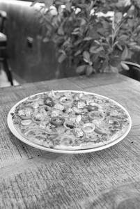 Tandoori Paneer Pizza