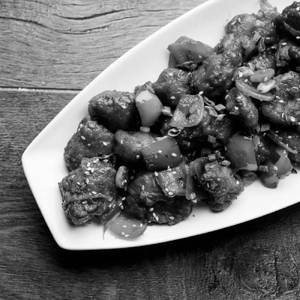 Chilli Chicken (semi Gravy)