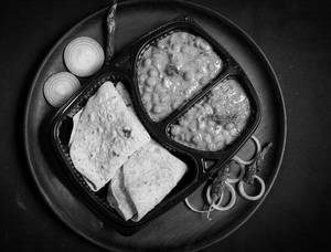 Roti With Aloo Matar