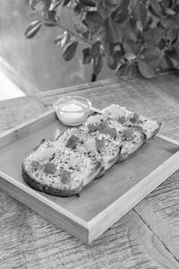 Veggie Garlic Bread