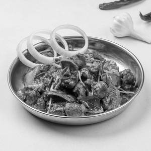 Chicken Liver & Gizzard Onion Fry