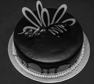 Eggless Truffle Cake [1 kg]