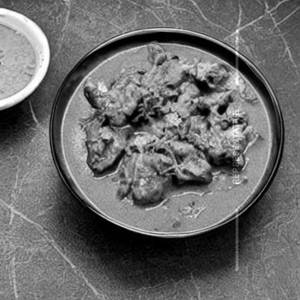 Jalukiya Kukura Mangkho (Black Pepper Chicken Curry)