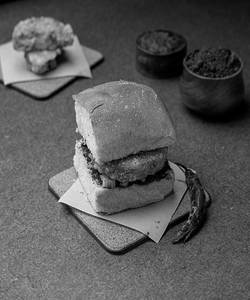 Sabudana Pav