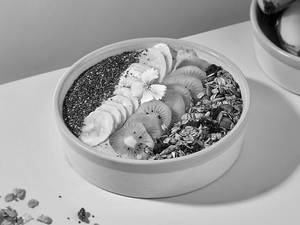 Mixed Berry Smoothie Bowl