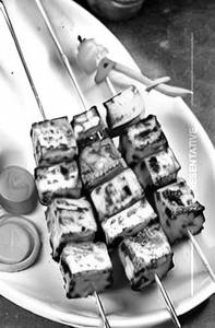 Achaari Paneer Tikka