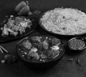 Veg Hakka Noodles and Veg Manchurian Gravy with chilly paneer Dry