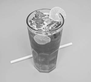 Passion fruit ice tea (chill the mood with passion fruit)