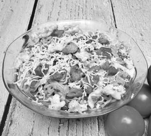 Egg chicken cheese Maggie