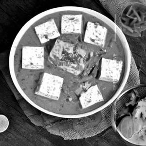 Khoya Mattar Paneer