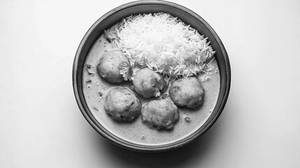 Kadi Pakoda