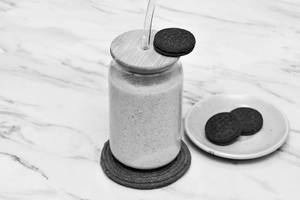 Mango Oreo Shake
