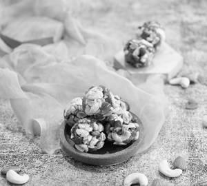 Honey Dryfruit Laddu