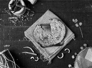 Laal Mirch Paratha