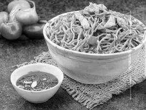 Schezwan Chicken Noodles